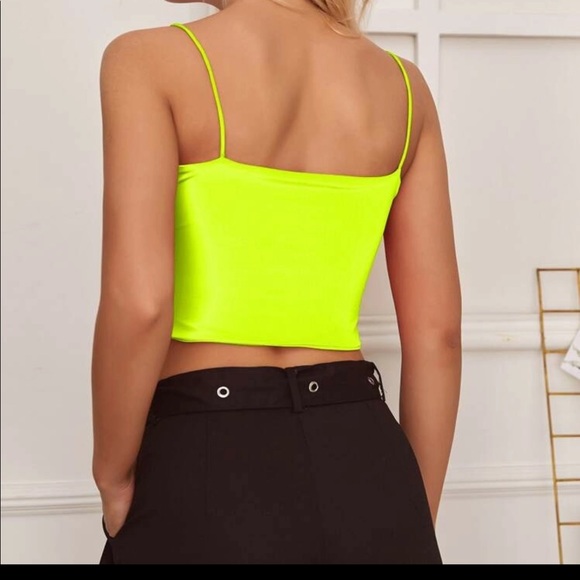 🌻SHEIN top - Picture 2 of 3